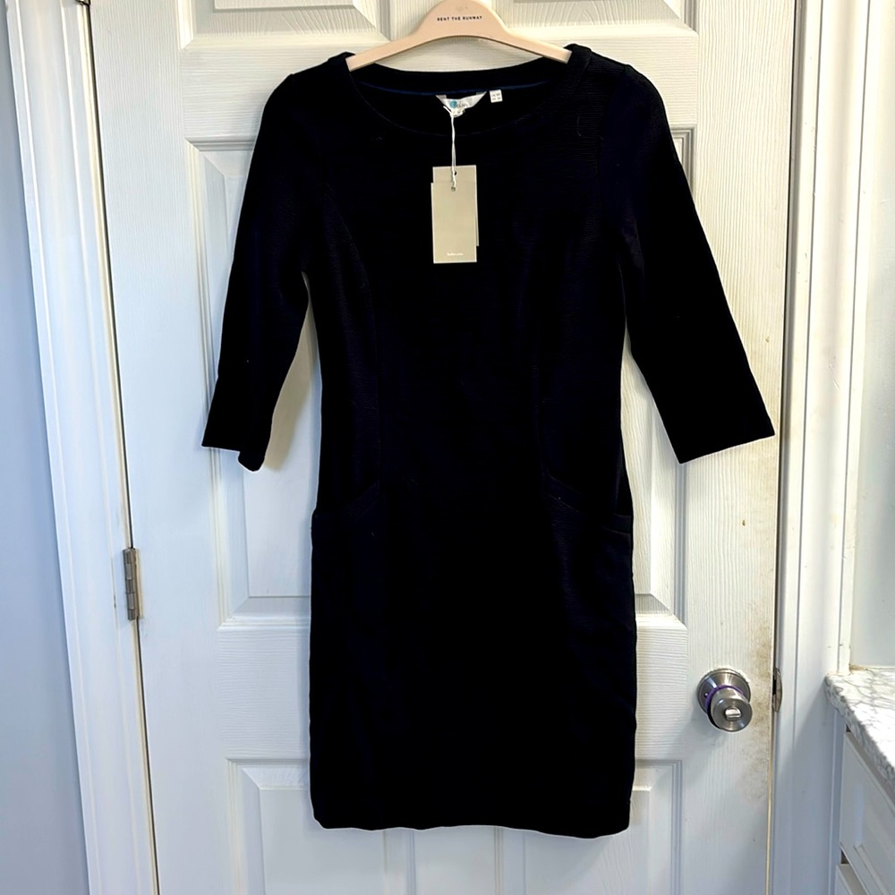 Brand new Boden shift dress. Ribbed with pockets.